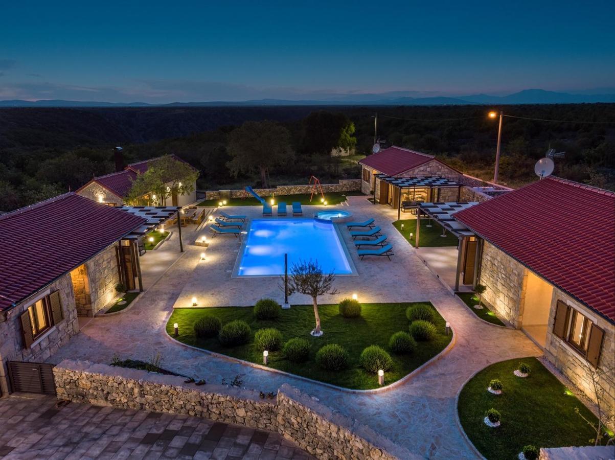 New! Promina Luxury Villa With 72Sqm Heated Pool, Jacuzzi, Infrared Sauna, Tennis Court, Media Room Bogatic Luaran gambar