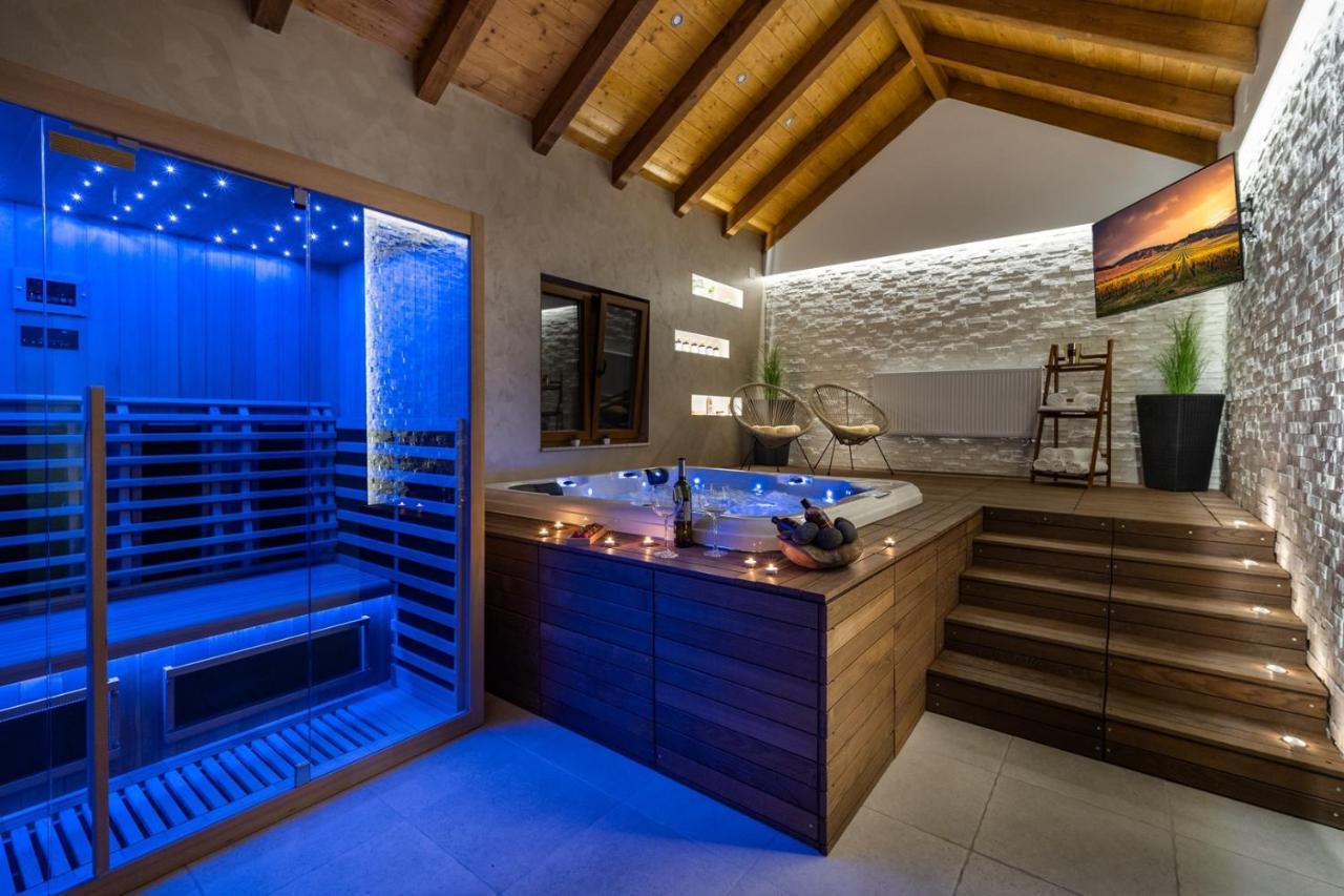 New! Promina Luxury Villa With 72Sqm Heated Pool, Jacuzzi, Infrared Sauna, Tennis Court, Media Room Bogatic Luaran gambar